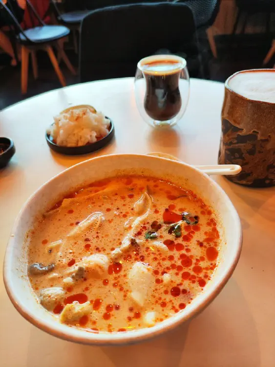 Официанты и впечатления